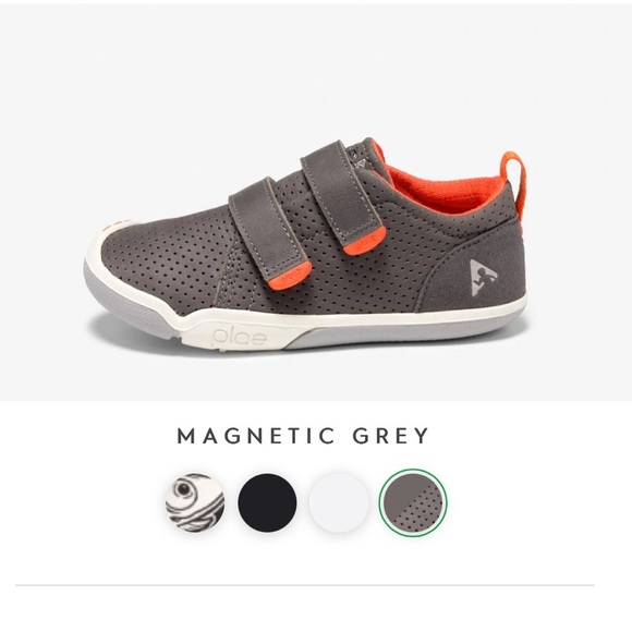 Plae ROEN Kids Shoes - Gray and Red 3 boys NWT - Picture 8 of 11